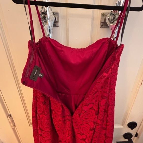 NWT Vera Wang Lacey Dress With Removable Straps Sz 8 - Picture 12 of 13